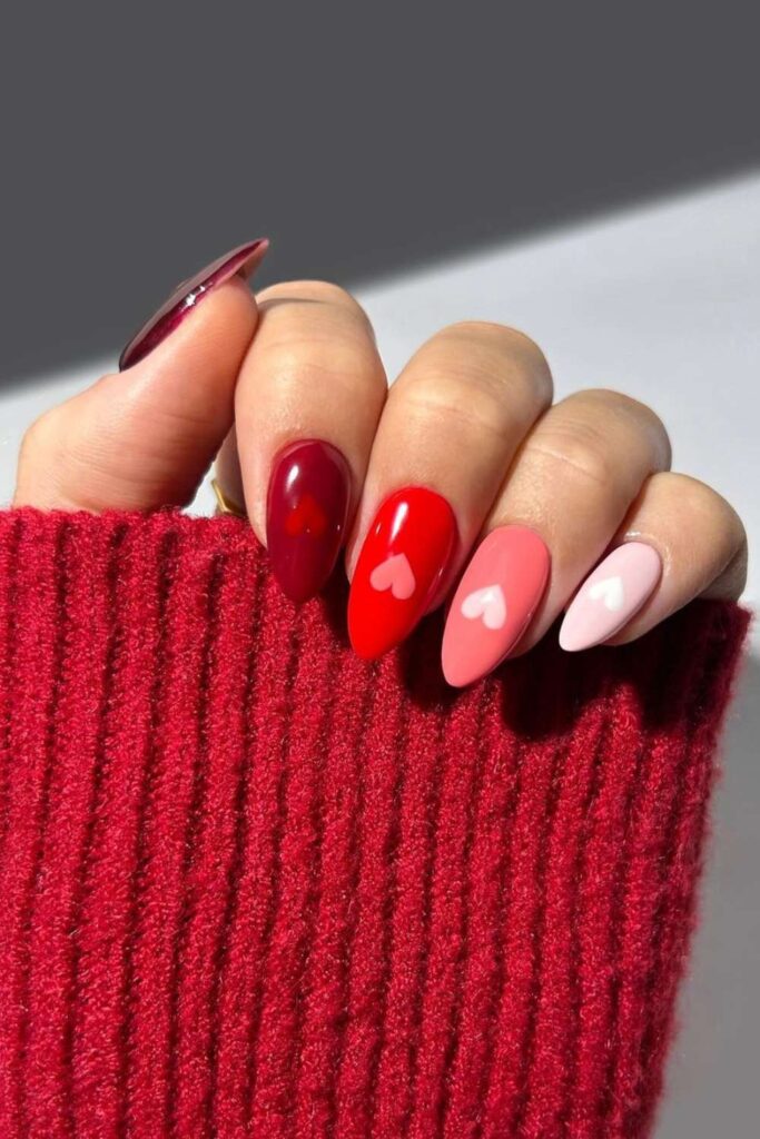 valentines heart nails 21