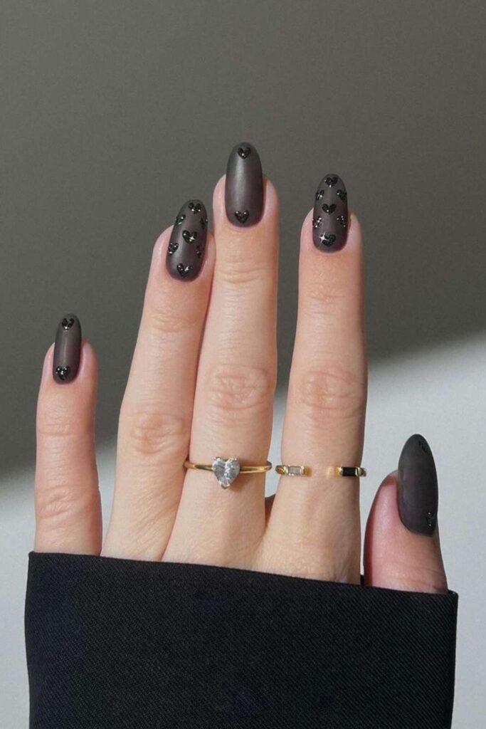 valentines heart nails 29