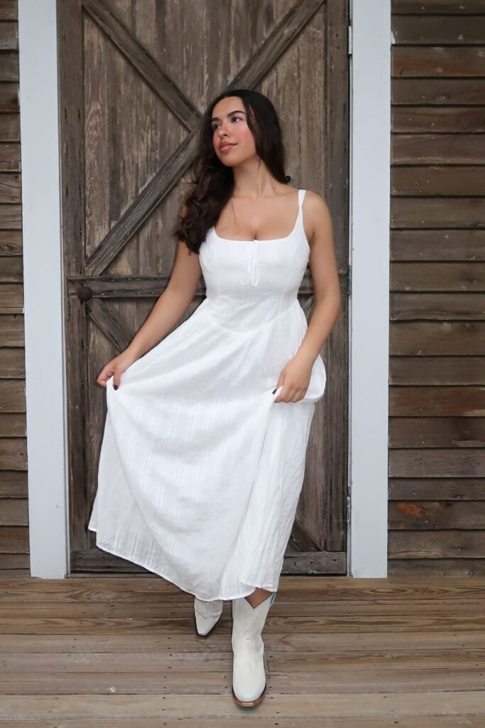 How to Style Cowboy Boots for a Wedding 2