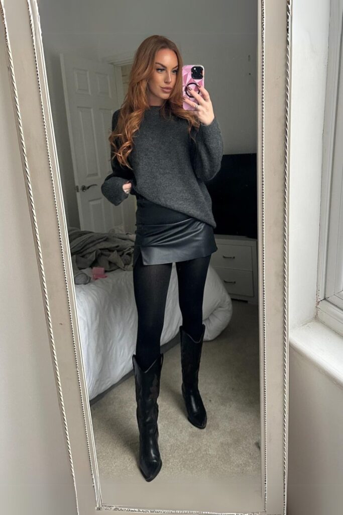 How to Style Cowboy Boots with Leggings 1