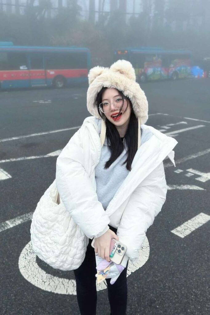 korean winter outfits women 12