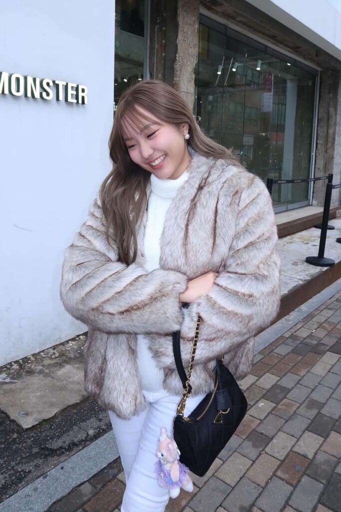 korean winter outfits women 5