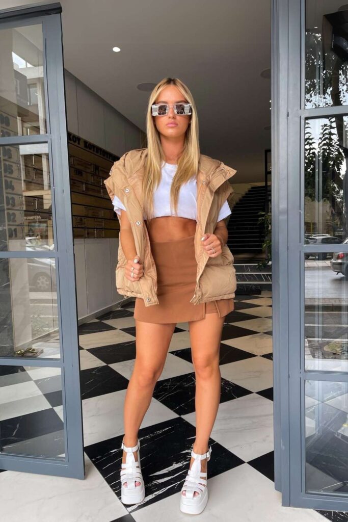 puffer vest outfit 3