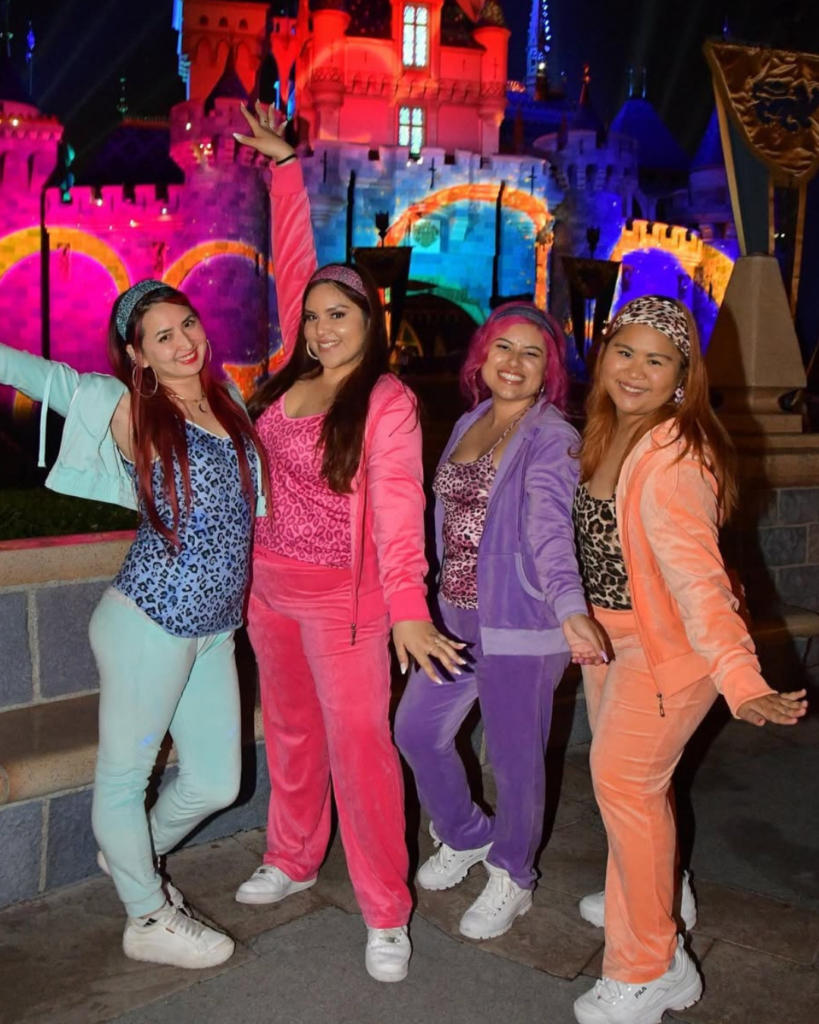 Disneyland bff outfits- 14