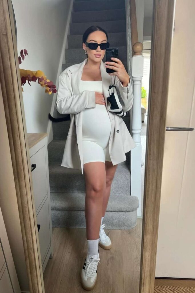 pregnancy-outfits-for-summer-13