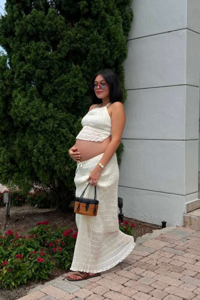 pregnancy-outfits-for-summer-4